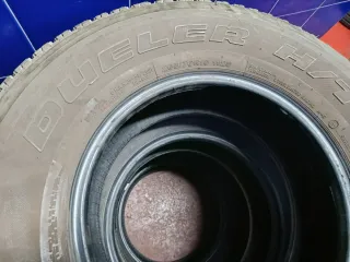 Bridgestone 265/70R16 112S Neumático