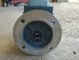 Motor Eléctrico ABB IE2 0.37kW