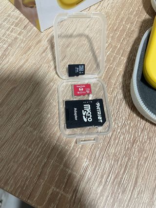 Nintendo Switch Lite Giallo + Accessori