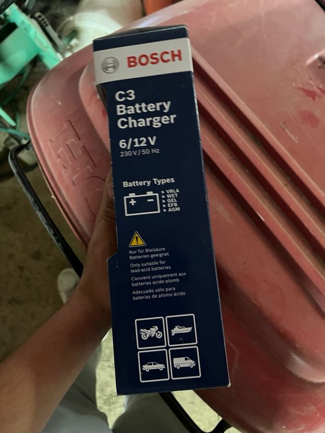 Caricabatterie Bosch C3 6/12V