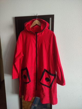 Chaqueta larga roja mujer