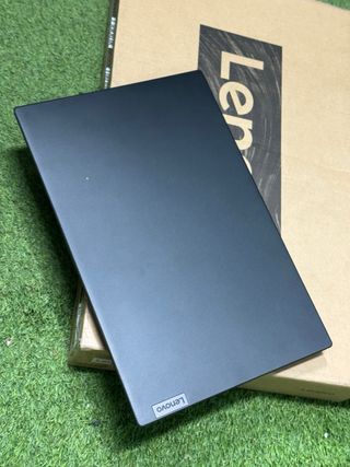 Ordenador portátil Lenovo V15 15,6”