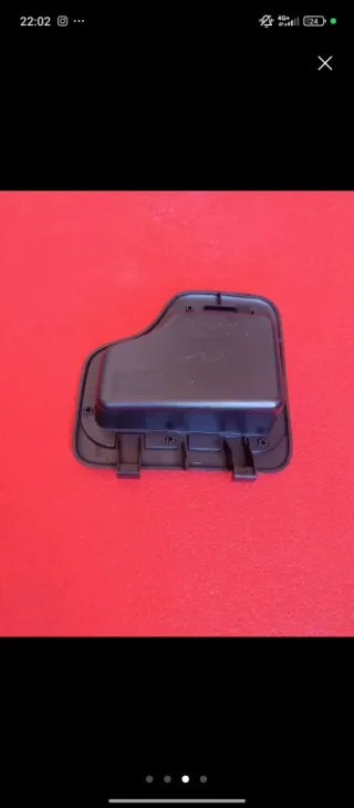 Tapa embellecedor fusible Peugeot 106
