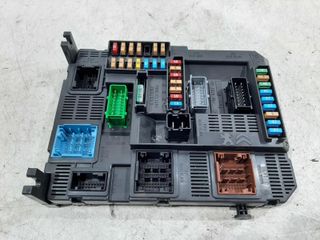 Peugeot 208 MK1 2017 1,6 L diésel módulo de control BCM ecu