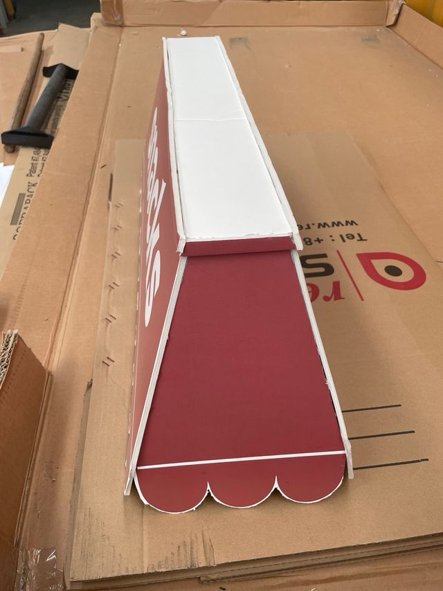 Toldo cartón pluma para kiosko Candy bar