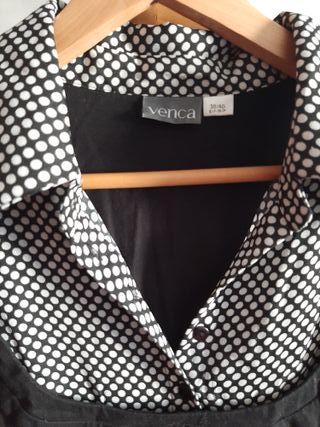 Camiseta Venca negra lunares talla M
