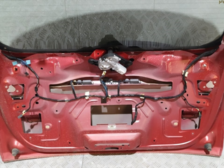 PORTON TRASERO PEUGEOT 2008 HM01