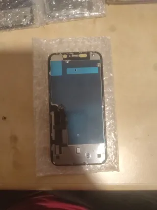Schermo nero per iPhone XR