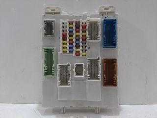 Ford Focus MK3 2011 módulo de control de carrocería BCM caja de fusibles interna ECU BY39845110620