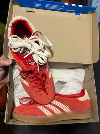 Adidas Gazelle Indoor Talla 39 1/3 Roja