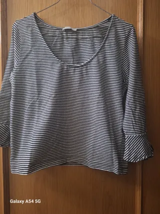 Camiseta rayas manga al codo volante