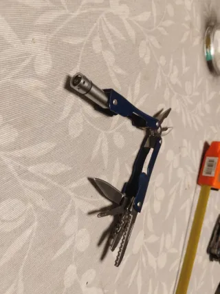 Mini Alicates Multiusos Azul