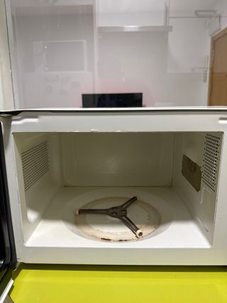 Microondas blanco