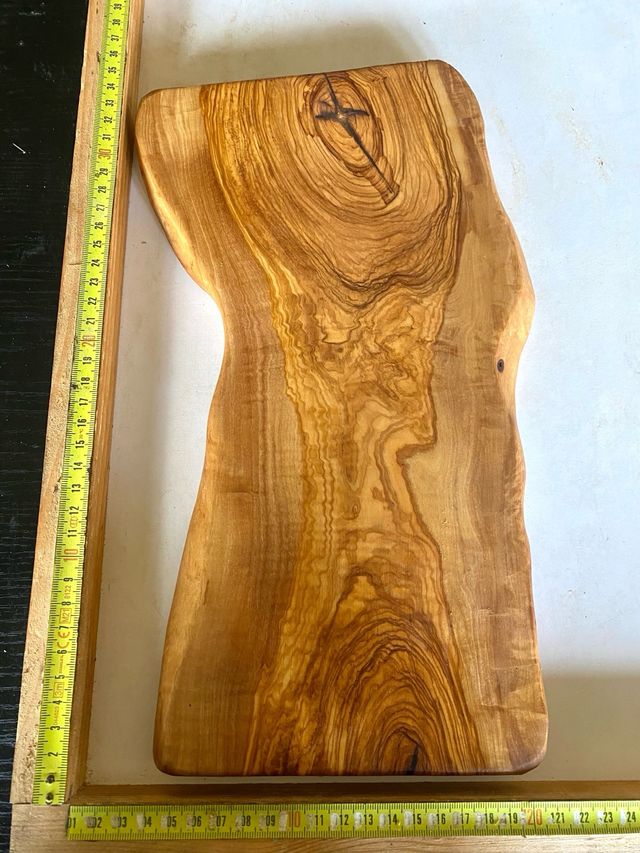 Tabla cortar madera de olivo artesanal