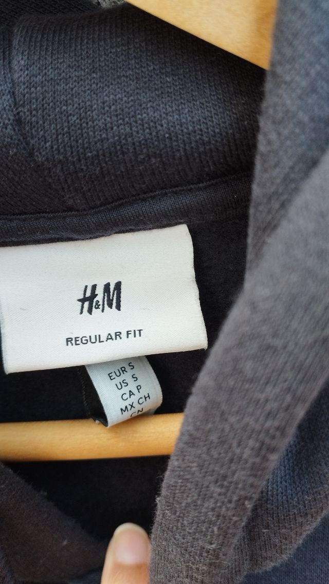 Sudadera H&M Negra Chico