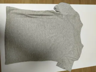 Camiseta gris Jack & Jones mujer