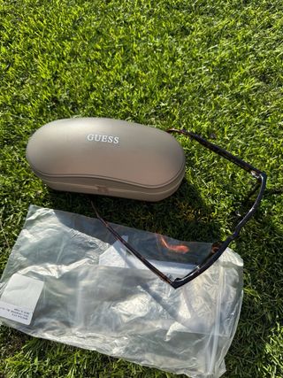 Gafas de sol Guess marrones nuevas