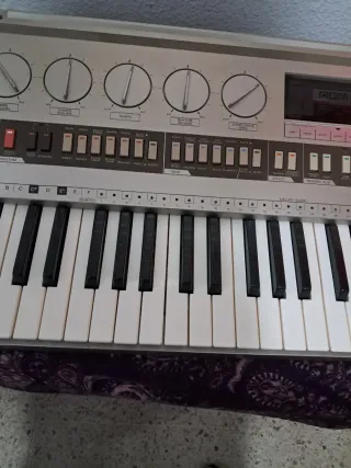 Teclado Casio CT-810