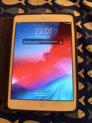 Apple iPad mini 2 32GB Plata