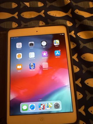 Apple iPad mini 2 32GB Plata