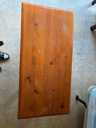tavolo in legno di pino