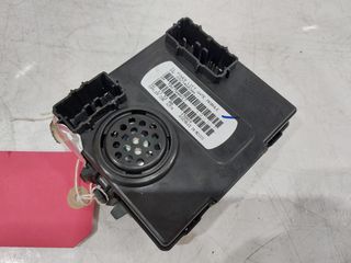 Jeep Cherokee Mk5 KL 2015 3,2 L EHB gasolina ECU módulo de control electrónico de puerta trasera