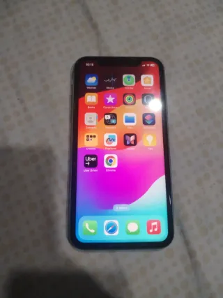 iPhone 11 Apple
