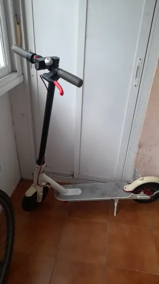 Patinete Eléctrico Xiaomi M365