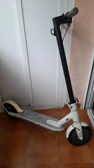 Patinete Eléctrico Xiaomi M365
