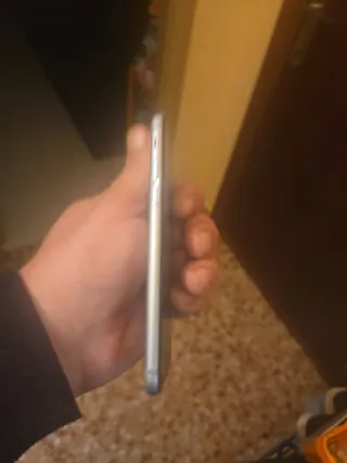 iPhone 6 16GB Argento