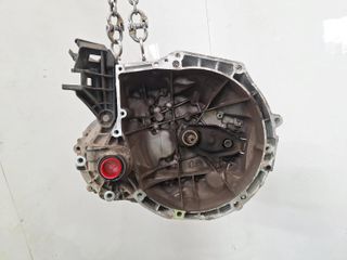 Peugeot 208 MK1 2015 1,0 L gasolina caja de cambios manual CR14 1608887480 76,814 Kilómetros
