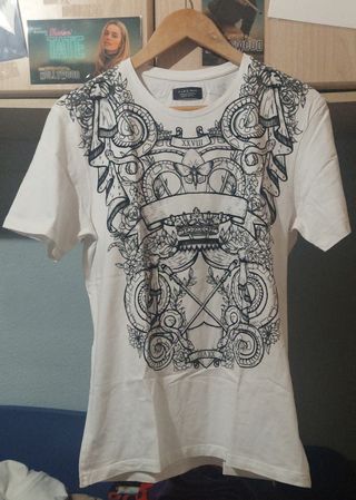 Camiseta Zara