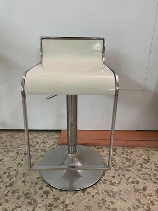 Sgabello alto cucina/isola in metallo e plastica