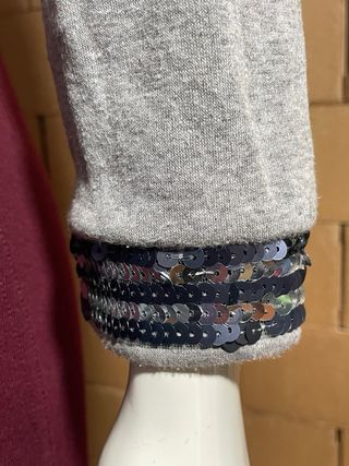 Sudadera gris IKKS con mensaje