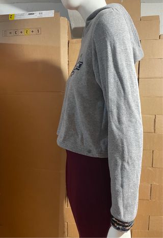 Sudadera gris IKKS con mensaje