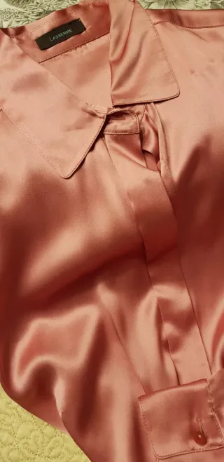Blusa de seda rosa
