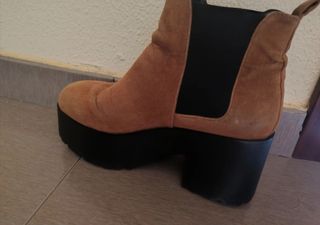Botas de plataforma marrones