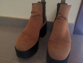 Botas de plataforma marrones