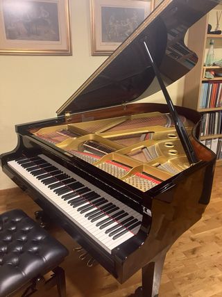 Piano de Cola Yamaha C3