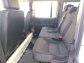 Land Rover Defender 2015