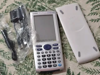 Calculadora Casio ClassPad 330 con cables cargador