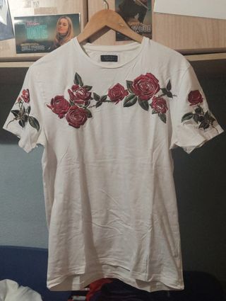 Camiseta Zara Rosas