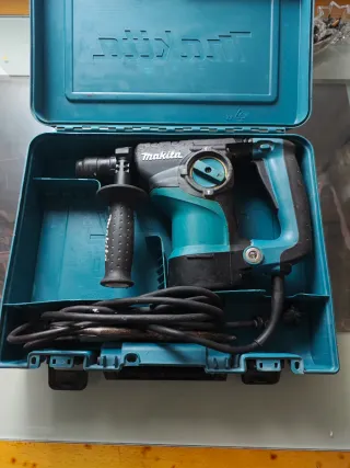 Martillo Perforador Makita HR2811FT