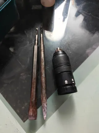 Martillo Perforador Makita HR2811FT