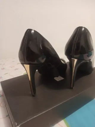 Zapatos de tacón Zara negros talla 37