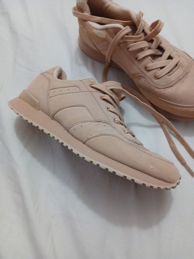 Zapatos casuales rosas