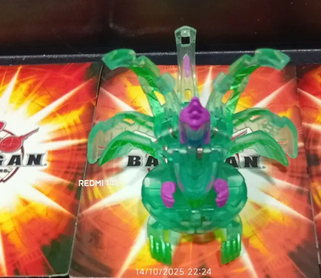 Bakugan Transparente Verde y Morado