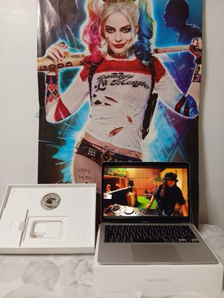 MacBook Air 13 2020 Intel Core i5 8GB RAM  500 GB 