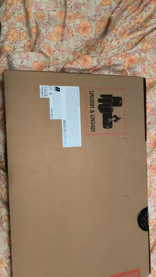 Lenovo LOQ 15IAX9E i5