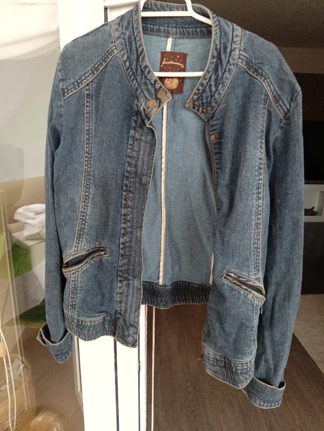 Chaqueta vaquera Stradivarius